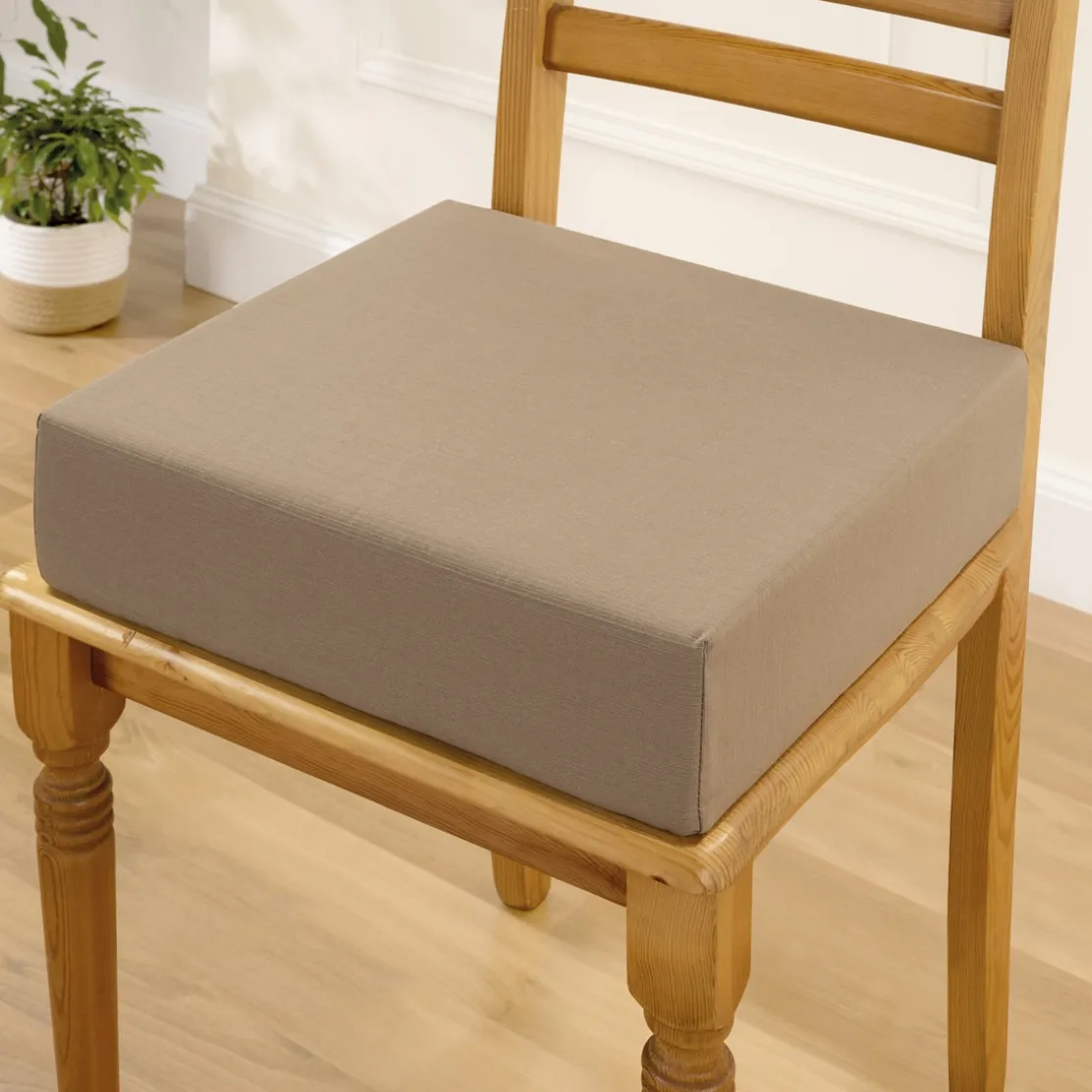 Coussin rehausseur : divers coloris