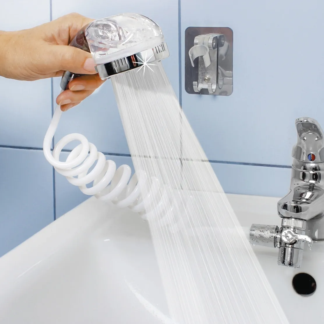 Douchette avec tuyau spirale et support