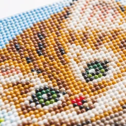 Kit broderie diamant pré-encadré "Chaton dans l'arbre"