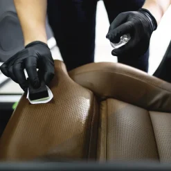 Kit rénovation cuir voiture