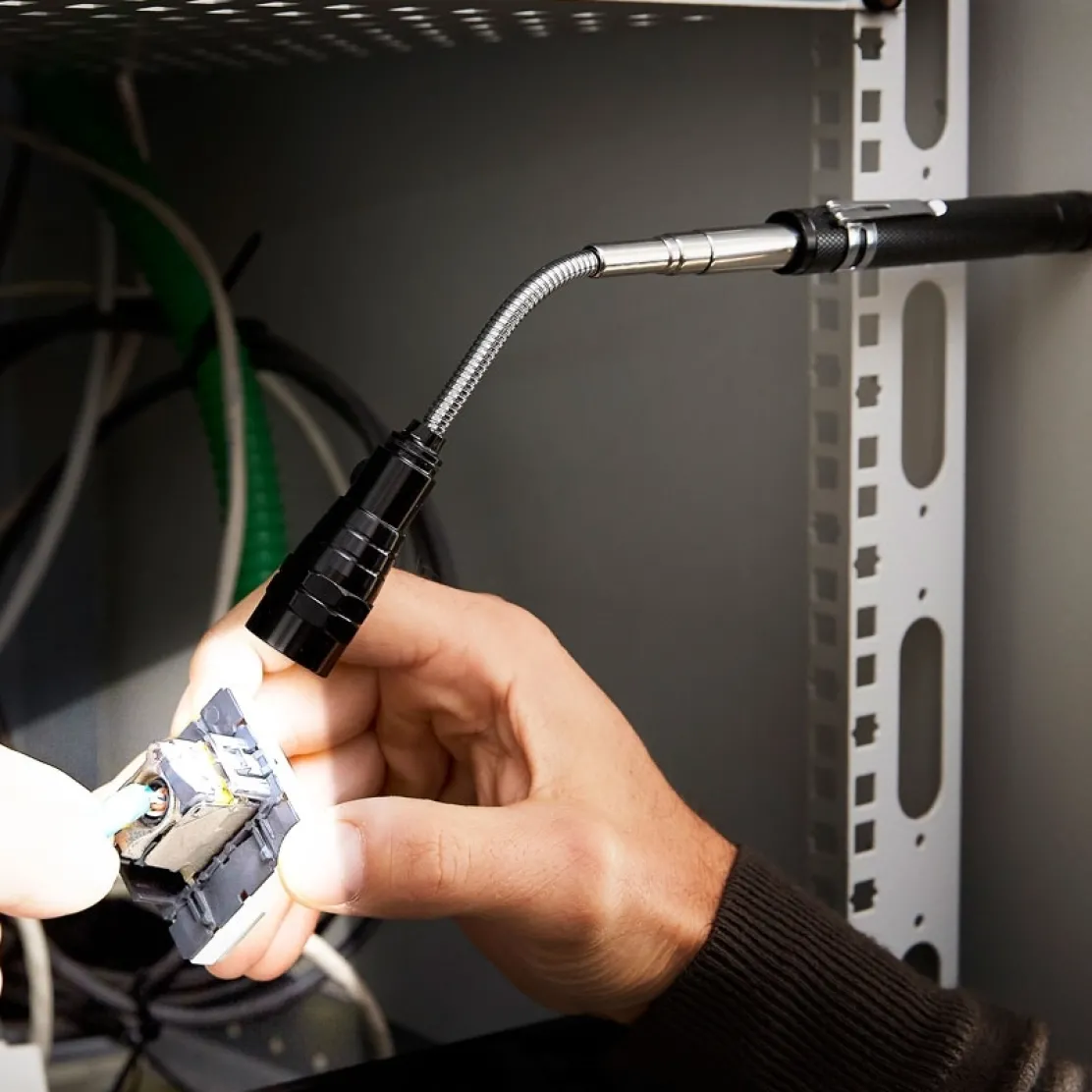 Lampe LED flexible magnétique