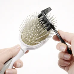 Nettoie brosse et peigne