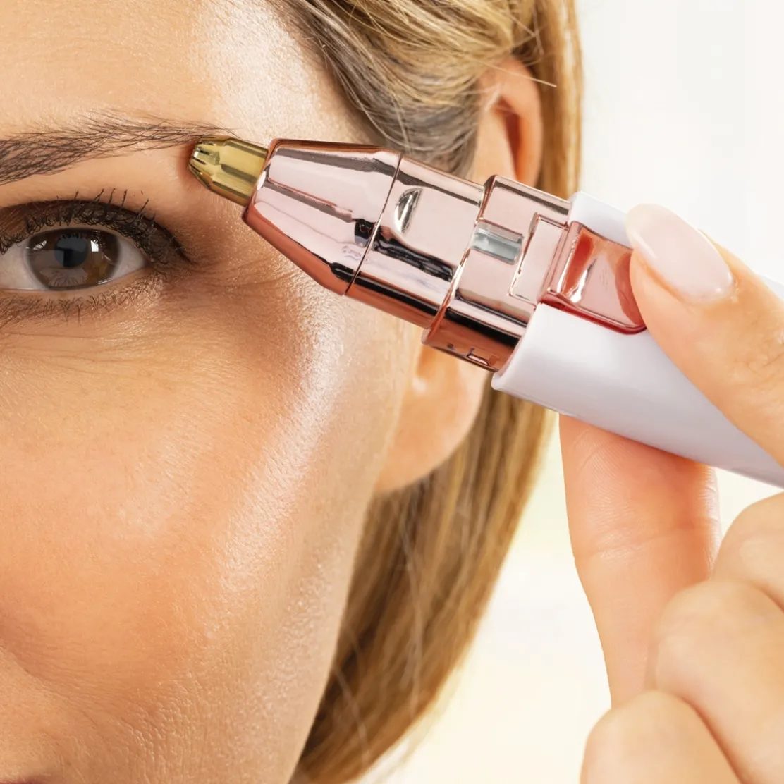 Rasoir visage 2 en 1