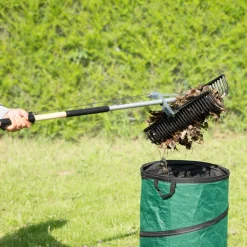 Râteau ramasse herbe