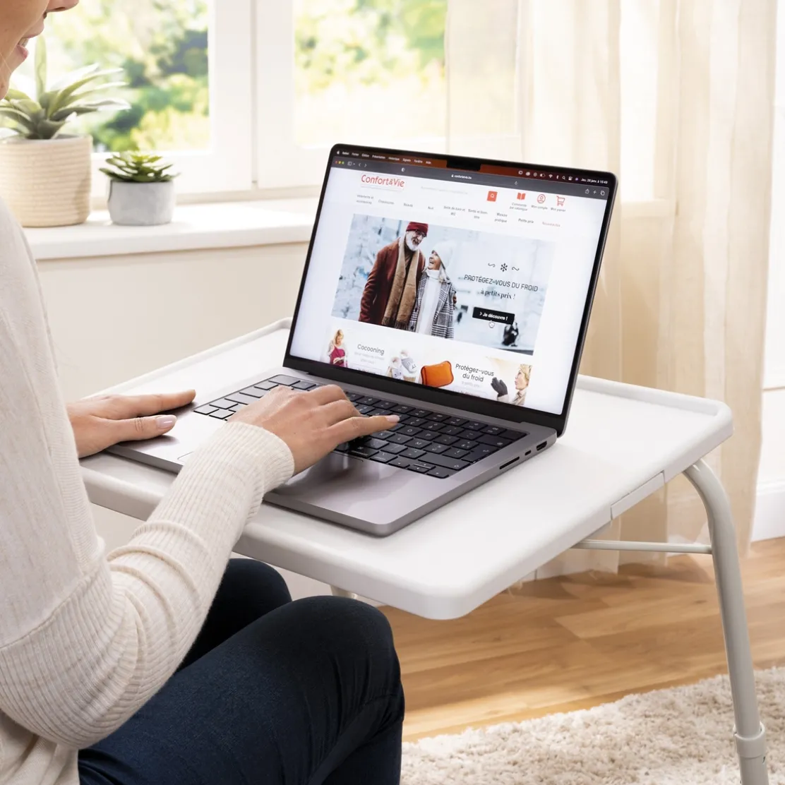 Table TV réglable : Blanc ou Moka